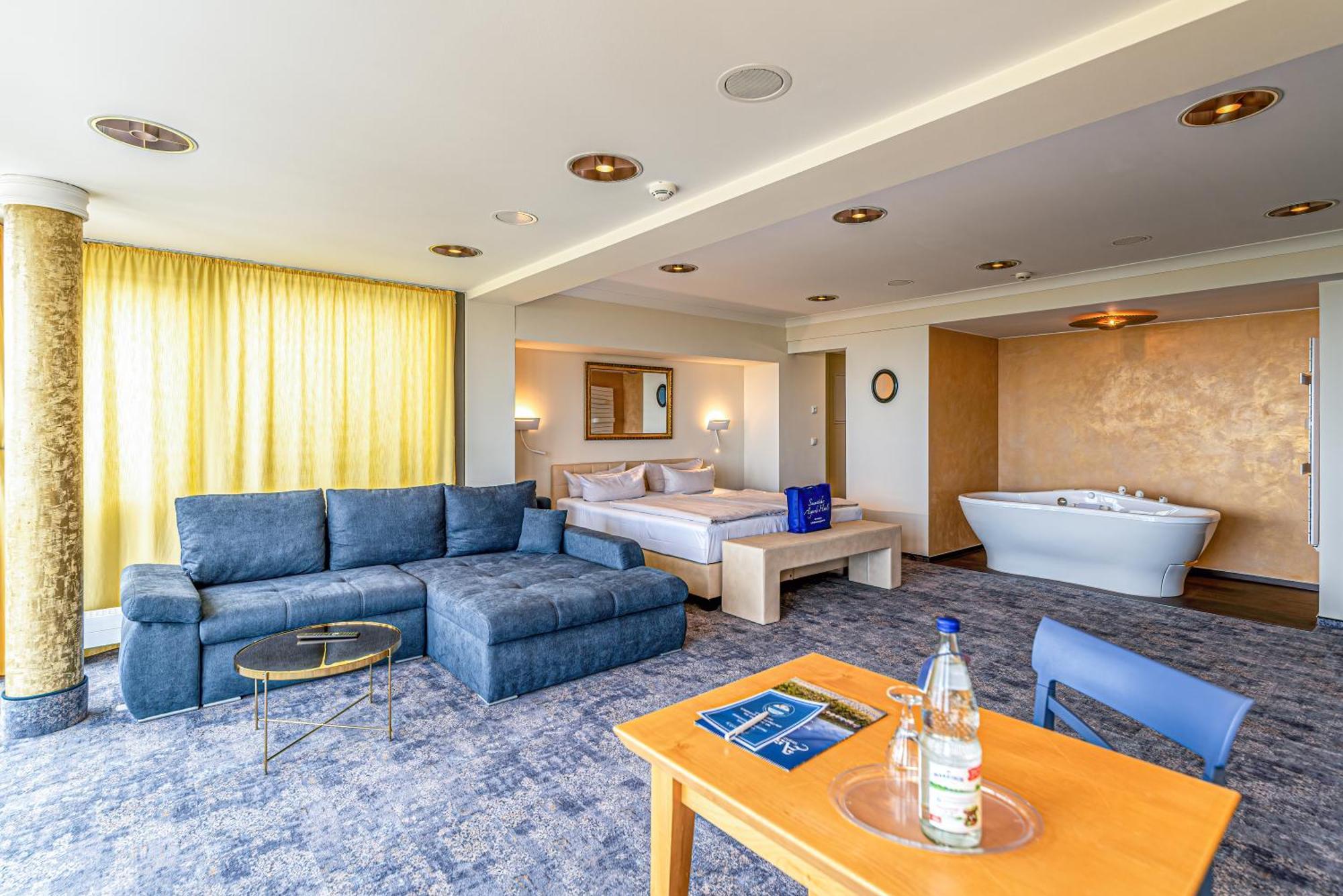 Hotel Asgard'S Meereswarte ツィノヴィッツ エクステリア 写真