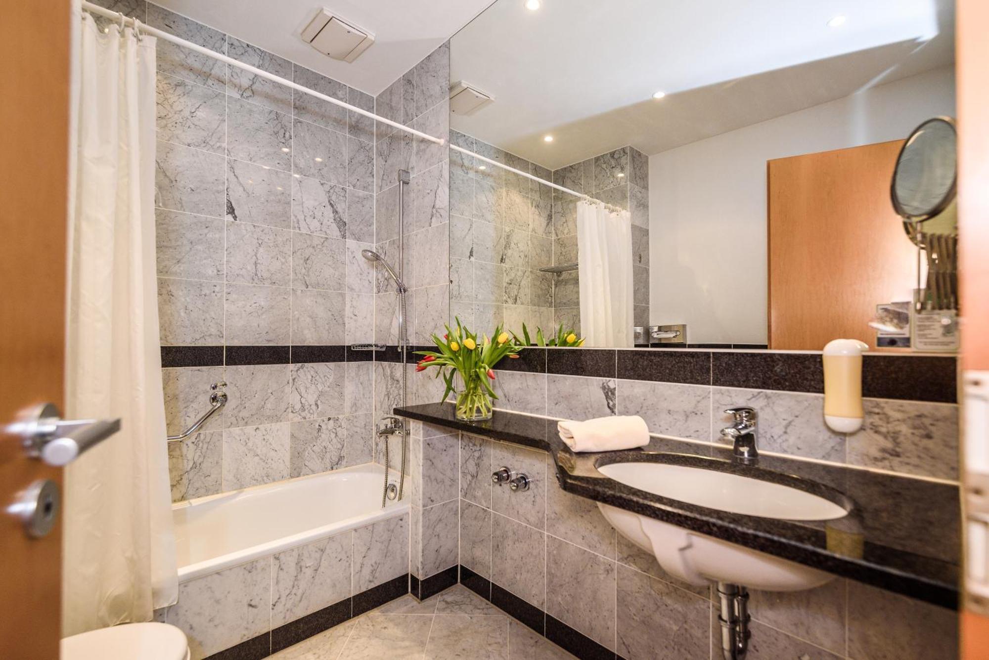 Hotel Asgard'S Meereswarte ツィノヴィッツ 部屋 写真