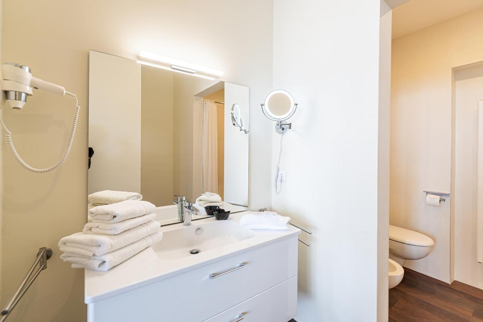 Hotel Asgard'S Meereswarte ツィノヴィッツ 部屋 写真